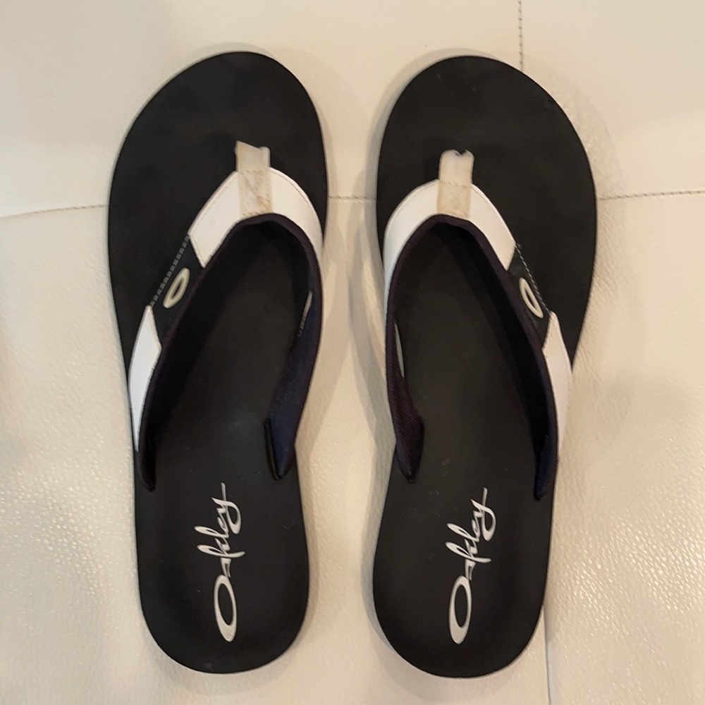Oakley Black and White Sandals